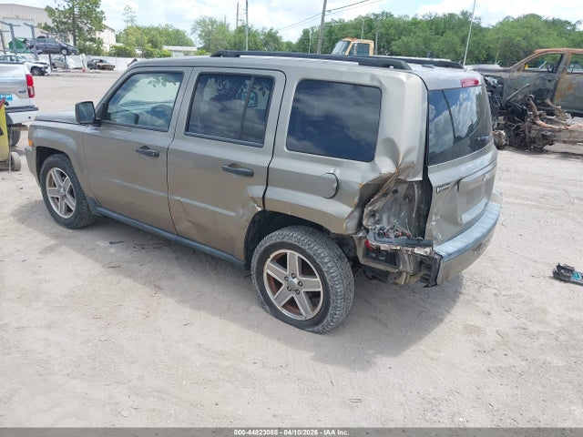 44823085 :رقم المزاد ، 1J8FT28W17D400666 vin ، 2007 Jeep Patriot Sport مزاد بيع