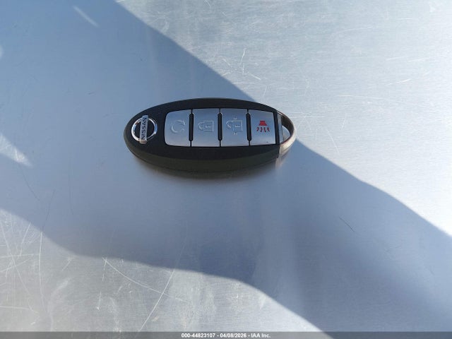 44823107 :رقم المزاد ، 3N1CP5CVXML477754 vin ، 2021 Nissan Kicks Sv Xtronic Cvt مزاد بيع