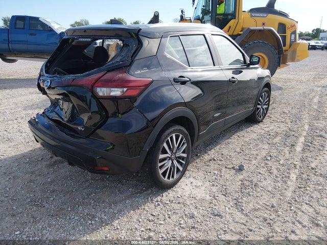 44823107 :رقم المزاد ، 3N1CP5CVXML477754 vin ، 2021 Nissan Kicks Sv Xtronic Cvt مزاد بيع