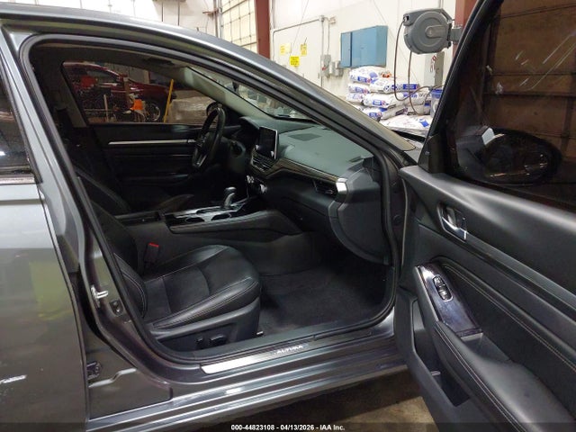 44823108 :رقم المزاد ، 1N4BL4EV6MN340053 vin ، 2021 Nissan Altima Sl Fwd مزاد بيع