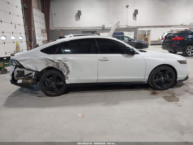 Auction sale of the 2024 Honda Accord Hybrid Sport-l, vin: 1HGCY2F79RA028927, lot number: 44823133