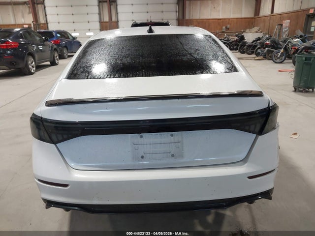 Auction sale of the 2024 Honda Accord Hybrid Sport-l, vin: 1HGCY2F79RA028927, lot number: 44823133