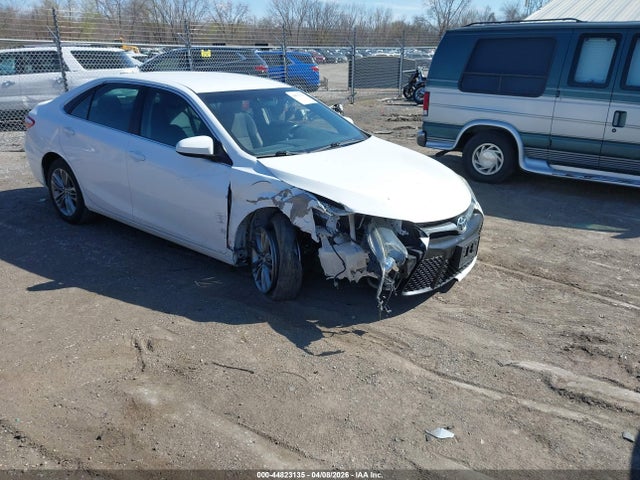 Toyota CAMRY SE 2015 4T1BF1FK2FU084342 главное изображение