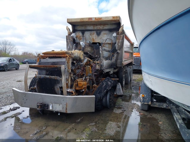 2005 Kenworth Construction T800 მანქანა იყიდება აუქციონზე, vin: 1NKDLU0X25J094525, აუქციონის ნომერი: 44823141