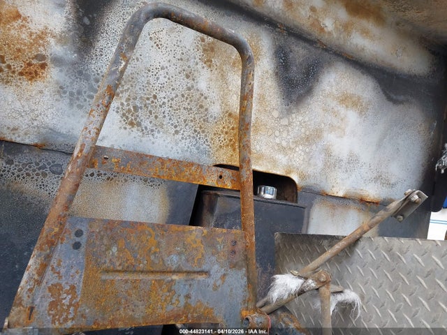 2005 Kenworth Construction T800 მანქანა იყიდება აუქციონზე, vin: 1NKDLU0X25J094525, აუქციონის ნომერი: 44823141