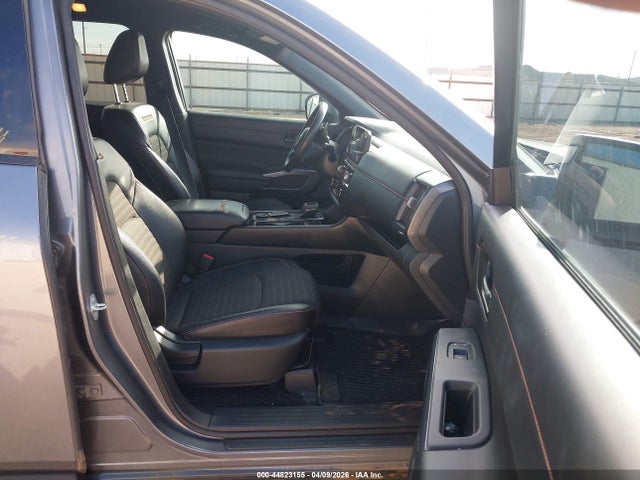 44823155 :رقم المزاد ، 5N1DR3BD5RC213817 vin ، 2024 Nissan Pathfinder Rock Creek 4wd مزاد بيع