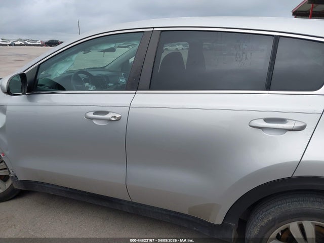 2017 Kia Sportage Lx მანქანა იყიდება აუქციონზე, vin: KNDPM3ACXH7166820, აუქციონის ნომერი: 44823167