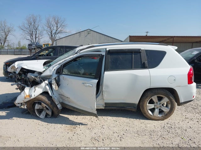 2011 Jeep Compass მანქანა იყიდება აუქციონზე, vin: 1J4NF1FB0BD259225, აუქციონის ნომერი: 44823186