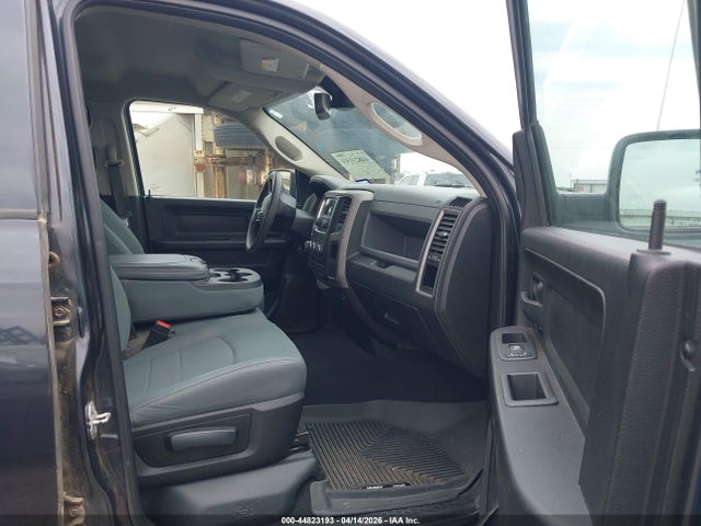 2019 Ram 1500 Classic Express  4x4 6'4 Box მანქანა იყიდება აუქციონზე, vin: 1C6RR7FG6KS621574, აუქციონის ნომერი: 44823193