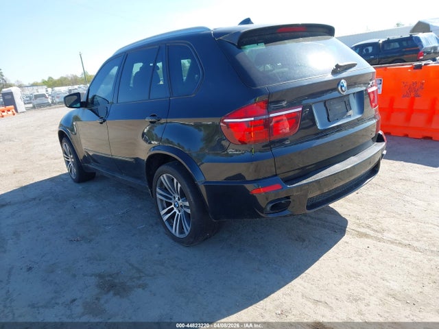 Продажа на аукционе авто 2013 Bmw X5 Xdrive35i/xdrive35i Premium/xdrive35i Sport Activity, vin: 5UXZV4C53D0G51377, номер лота: 44823220