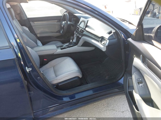 1HGCV1F14KA035711 Honda ACCORD LX