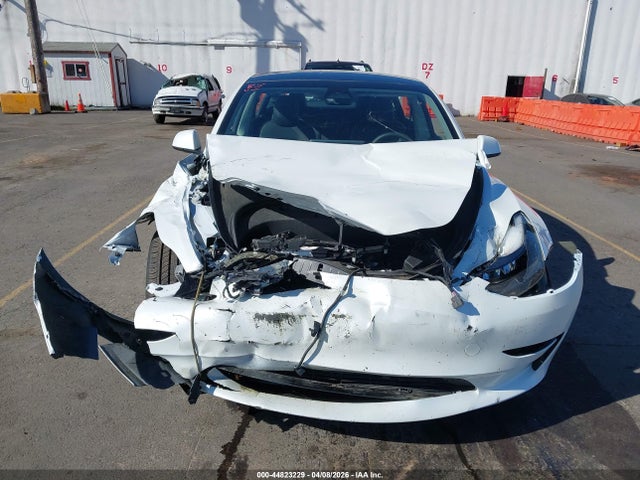 2023 Tesla Model 3 Long Range Dual Motor All-wheel Drive მანქანა იყიდება აუქციონზე, vin: 5YJ3E1EB9PF676974, აუქციონის ნომერი: 44823229