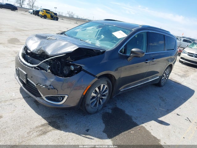 44823231 :رقم المزاد ، 2C4RC1EG5LR127668 vin ، 2020 Chrysler Pacifica Touring L Plus مزاد بيع