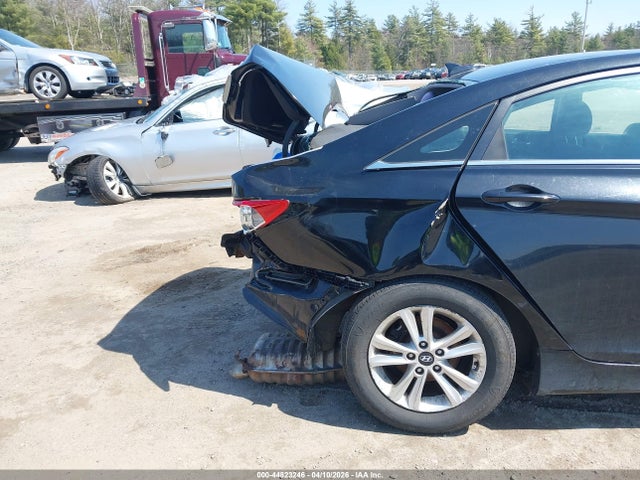 5NPEB4AC4EH935581 Hyundai SONATA GLS