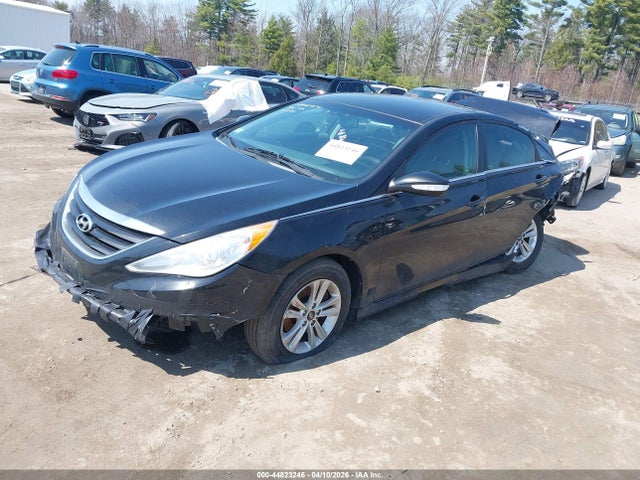 5NPEB4AC4EH935581 Hyundai SONATA GLS