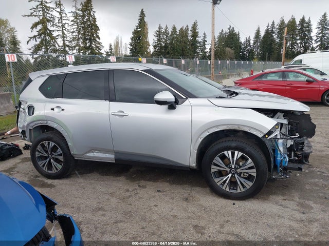 5N1AT3BB3MC847445 Nissan Rogue Sv Intelligent Awd