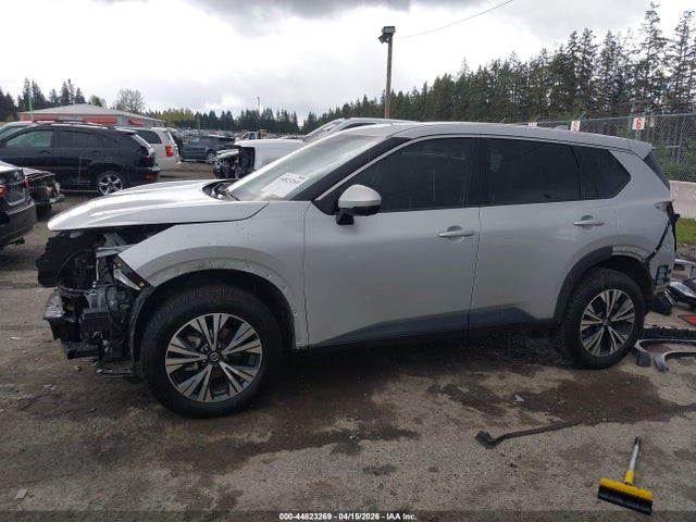 5N1AT3BB3MC847445 Nissan Rogue Sv Intelligent Awd