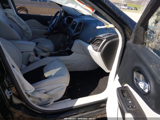 44823277 :رقم المزاد ، 1C4PJMLB1MD115401 vin ، 2021 Jeep Cherokee Latitude Plus 4x4 مزاد بيع