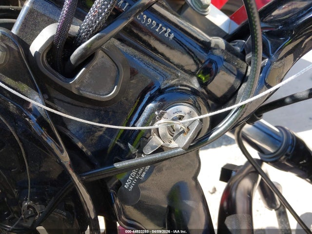 2010 HARLEY-DAVIDSON FXDB 1HD1GX414AC329178 Photo 10