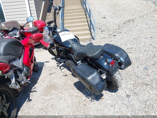 2010 HARLEY-DAVIDSON FXDB 1HD1GX414AC329178 Photo 2