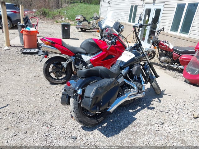 2010 HARLEY-DAVIDSON FXDB 1HD1GX414AC329178 Photo 3