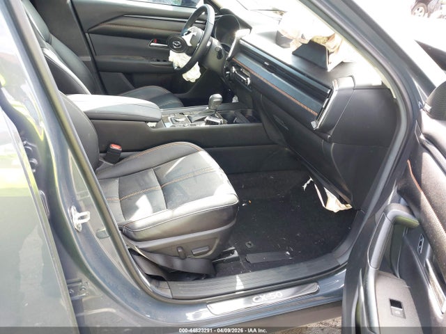 Продаж на аукціоні авто 2025 Mazda Cx-50 Hybrid Premium Plus Package, vin: 7MMVAAEW5SN115771, номер лоту: 44823291