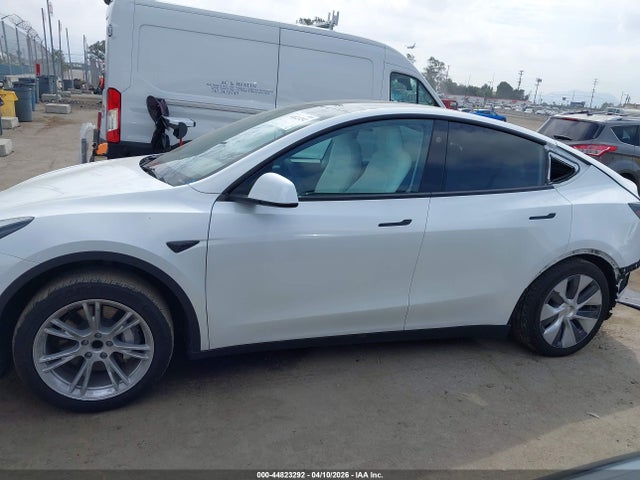 7SAYGDED8RF093675 Tesla Model Y Long Range Single Motor Rear-wheel Drive/rwd