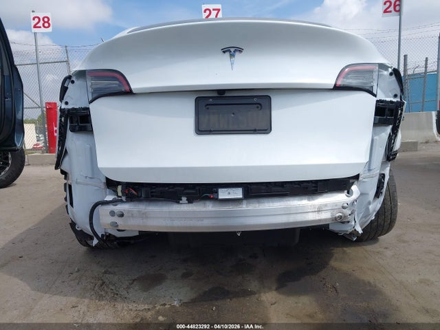 7SAYGDED8RF093675 Tesla Model Y Long Range Single Motor Rear-wheel Drive/rwd