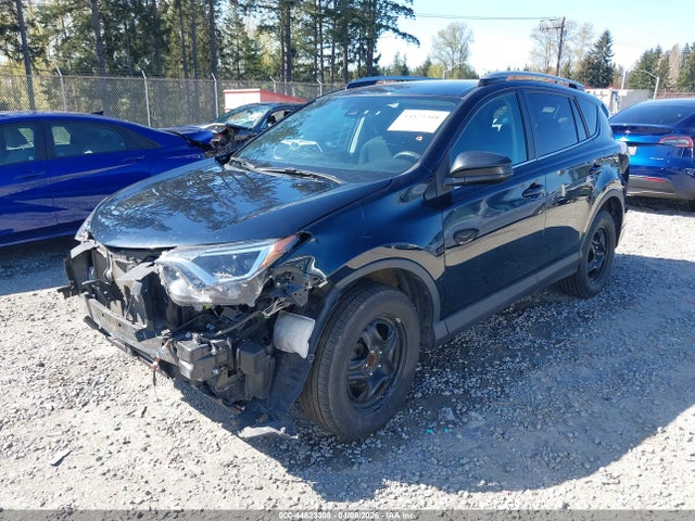 Toyota RAV4 LE 2017 2T3BFREV6HW544140 Image 2