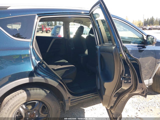 Toyota RAV4 LE 2017 2T3BFREV6HW544140 Image 8