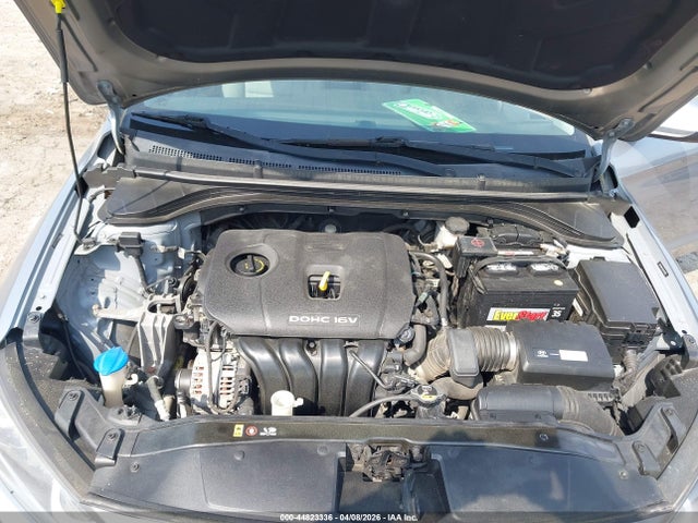 Продаж на аукціоні авто 2017 Hyundai Elantra Se, vin: 5NPD84LFXHH001883, номер лоту: 44823336