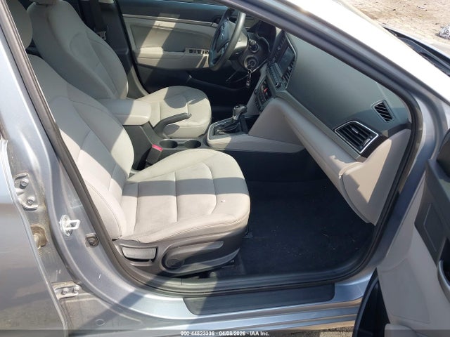 Продаж на аукціоні авто 2017 Hyundai Elantra Se, vin: 5NPD84LFXHH001883, номер лоту: 44823336