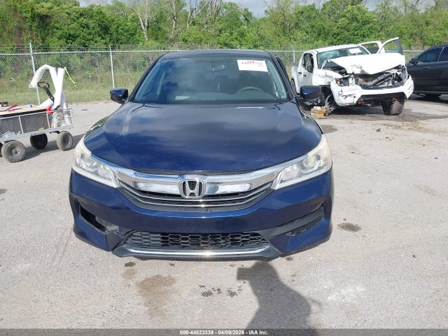 Продажа на аукционе авто 2017 Honda Accord Lx, vin: 1HGCR2F35HA173147, номер лота: 44823339