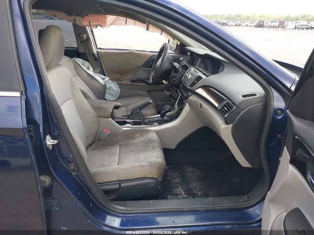 Продажа на аукционе авто 2017 Honda Accord Lx, vin: 1HGCR2F35HA173147, номер лота: 44823339