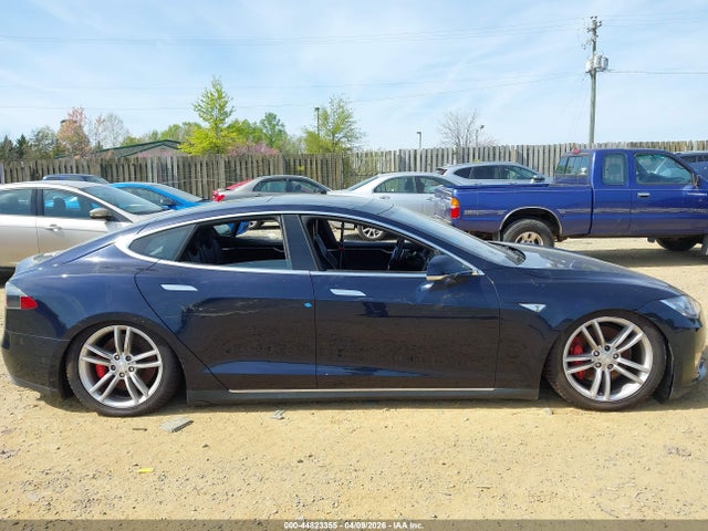 Продажа на аукционе авто 2014 Tesla Model S P85d, vin: 5YJSA1H21EFP65048, номер лота: 44823355