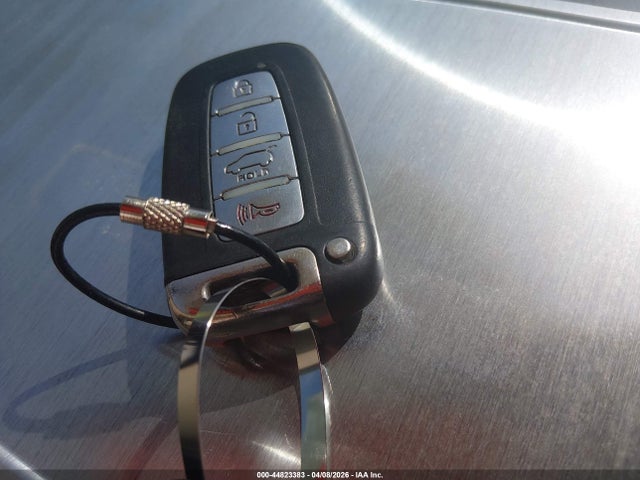 Auction sale of the 2011 Kia Sorento Ex, vin: 5XYKUCA19BG112637, lot number: 44823383