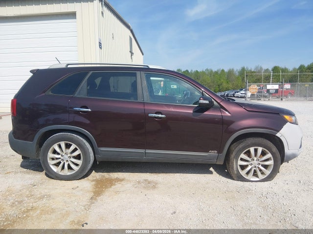 Auction sale of the 2011 Kia Sorento Ex, vin: 5XYKUCA19BG112637, lot number: 44823383
