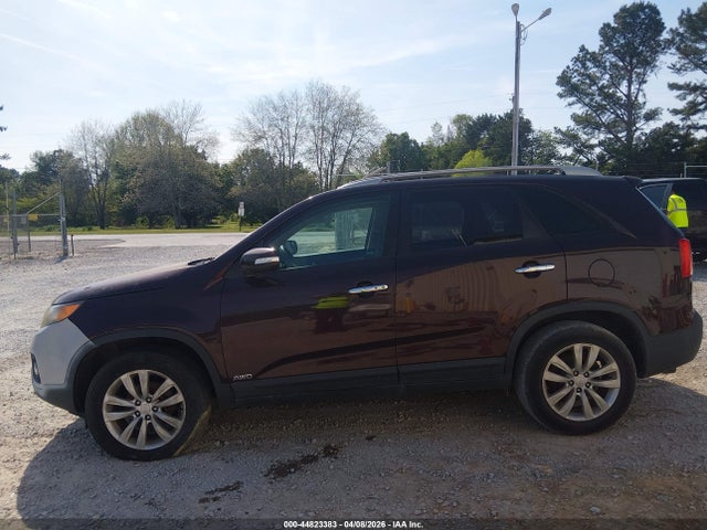 Auction sale of the 2011 Kia Sorento Ex, vin: 5XYKUCA19BG112637, lot number: 44823383