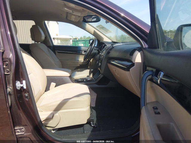 Auction sale of the 2011 Kia Sorento Ex, vin: 5XYKUCA19BG112637, lot number: 44823383