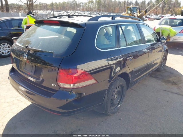 44823386 :رقم المزاد ، 3VWML8AJ0BM633044 vin ، 2011 Volkswagen Jetta Sportwagen 2.0l Tdi مزاد بيع