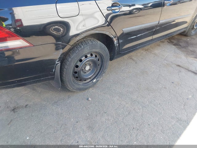 44823386 :رقم المزاد ، 3VWML8AJ0BM633044 vin ، 2011 Volkswagen Jetta Sportwagen 2.0l Tdi مزاد بيع