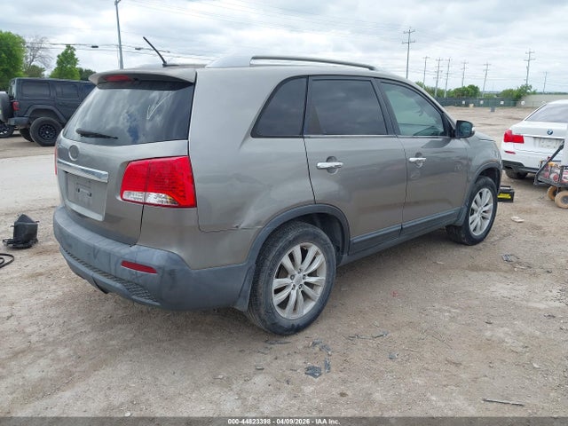 Продаж на аукціоні авто 2011 Kia Sorento Ex, vin: 5XYKU3A12BG004232, номер лоту: 44823398