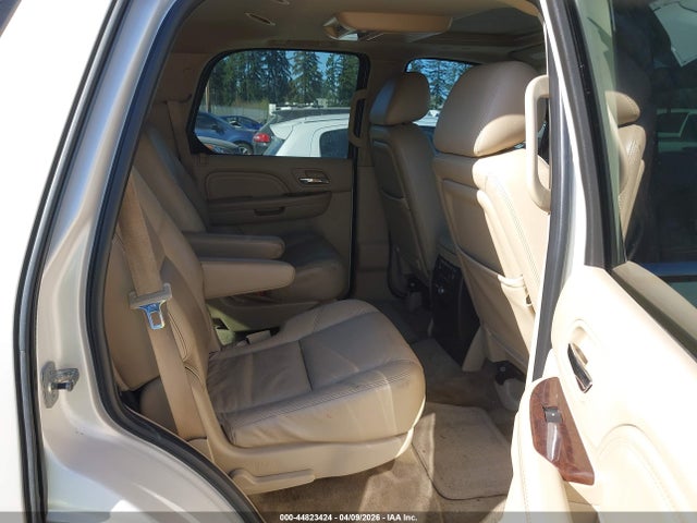 Aukcja sprzedaży 2010 Cadillac Escalade Premium, vin: 1GYUKCEF9AR258261, numer aukcji: 44823424