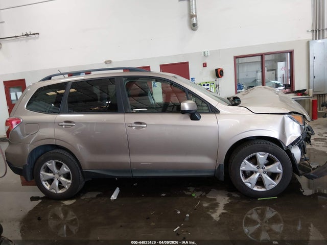 Продажа на аукционе авто 2015 Subaru Forester 2.5i Premium, vin: JF2SJADC1FH575493, номер лота: 44823429