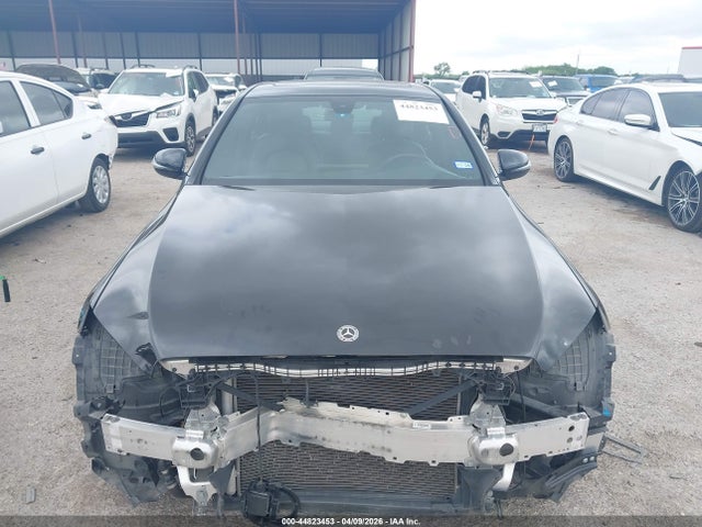 44823453 :رقم المزاد ، W1KWF8DB2LR596625 vin ، 2020 Mercedes-benz C 300 مزاد بيع