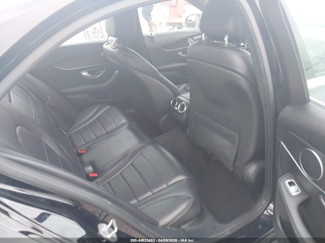 44823453 :رقم المزاد ، W1KWF8DB2LR596625 vin ، 2020 Mercedes-benz C 300 مزاد بيع