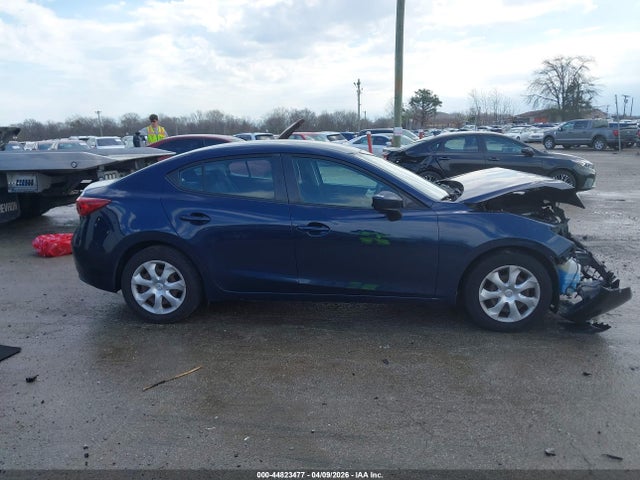 2016 Mazda Mazda3 I Sport მანქანა იყიდება აუქციონზე, vin: 3MZBM1T70GM329670, აუქციონის ნომერი: 44823477