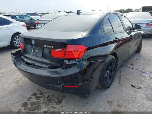 Продажа на аукционе авто 2015 Bmw 320i, vin: WBA3B1C50FK139639, номер лота: 44823488