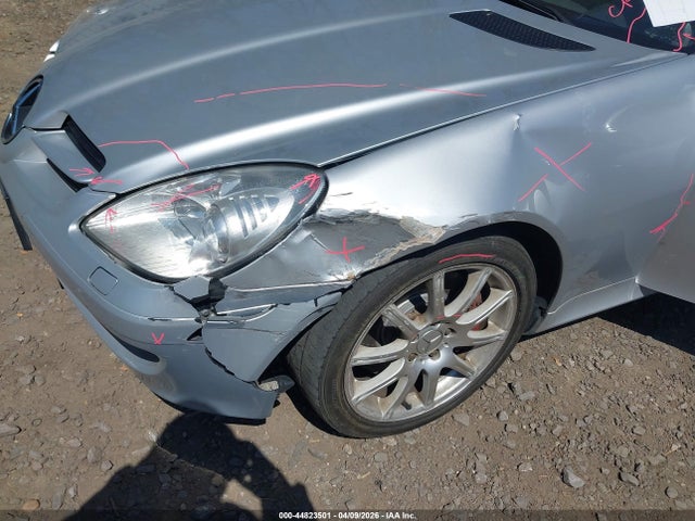 Aukcja sprzedaży 2005 Mercedes-benz Slk 350, vin: WDBWK56F95F027228, numer aukcji: 44823501