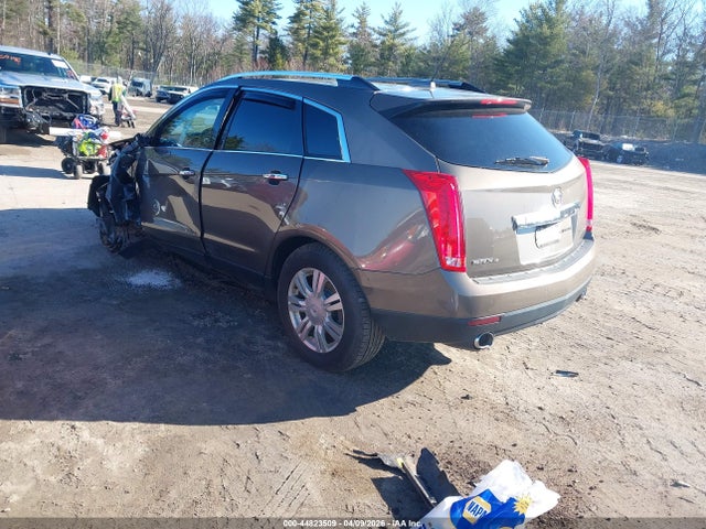 2015 CADILLAC SRX 3GYFNEE30FS559278 Photo 2